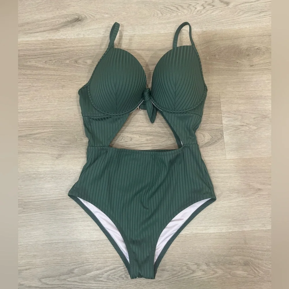 Shade & Shore Swimsuit - Picture 1 of 3